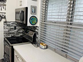 2649 NW 48th Ter 334, Lauderdale Lakes FL 33313