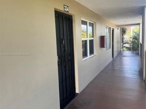 2649 NW 48th Ter 334, Lauderdale Lakes FL 33313