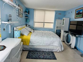 2649 NW 48th Ter