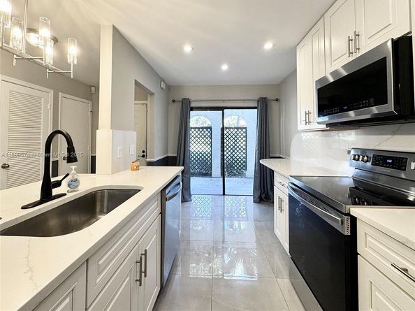 21643 Cypress Rd 14D, Boca Raton FL 33433