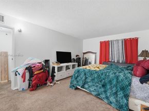 17901 NW 68th Ave R206, Hialeah FL 33015