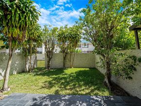 2548 N 38th Ave C23, Hollywood FL 33021