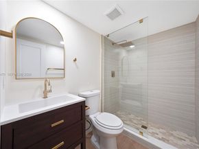 2548 N 38th Ave C23, Hollywood FL 33021