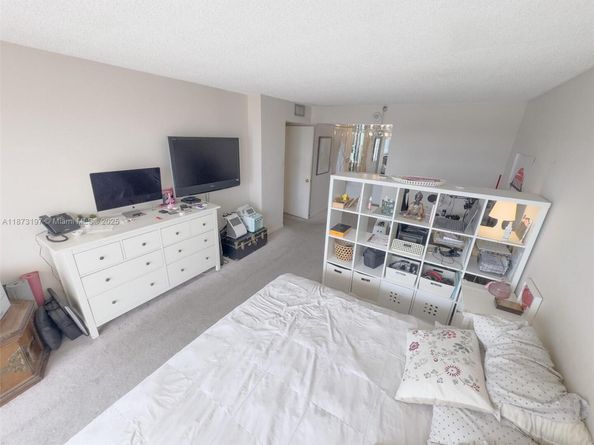 290 174th St 1902, Sunny Isles Beach FL 33160