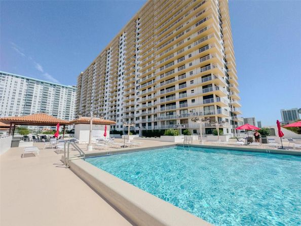 290 174th St 1902, Sunny Isles Beach FL 33160