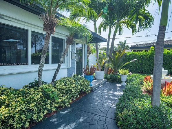 2245 Johnson St, Hollywood FL 33020