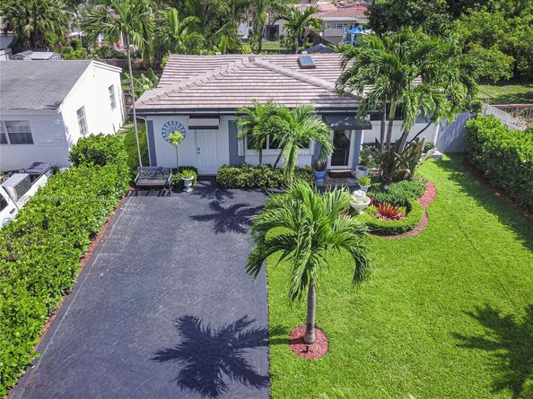 2245 Johnson St, Hollywood FL 33020