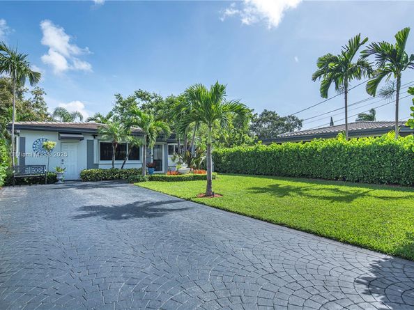 2245 Johnson St, Hollywood FL 33020