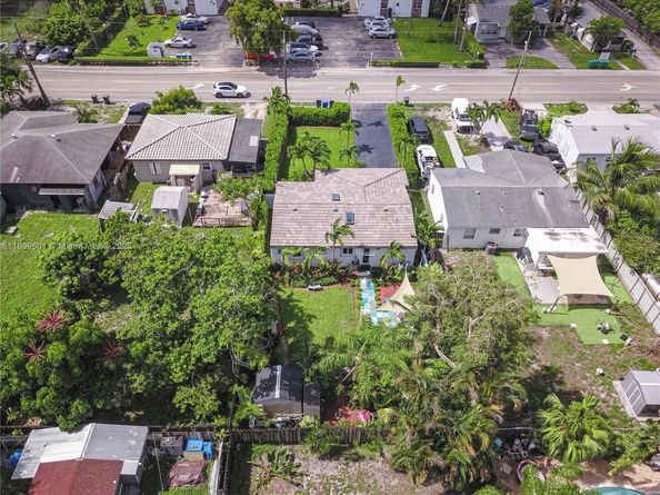 2245 Johnson St, Hollywood FL 33020