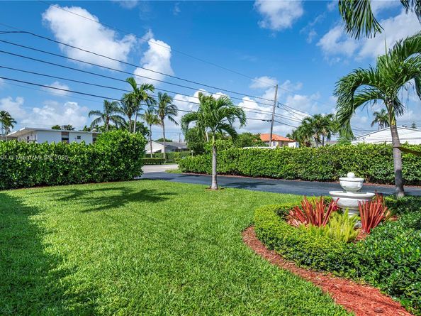 2245 Johnson St, Hollywood FL 33020
