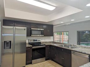 1190 NW 92nd Ave, Pembroke Pines FL 33024