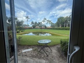 945 NE 34th Ave 104, Homestead FL 33033