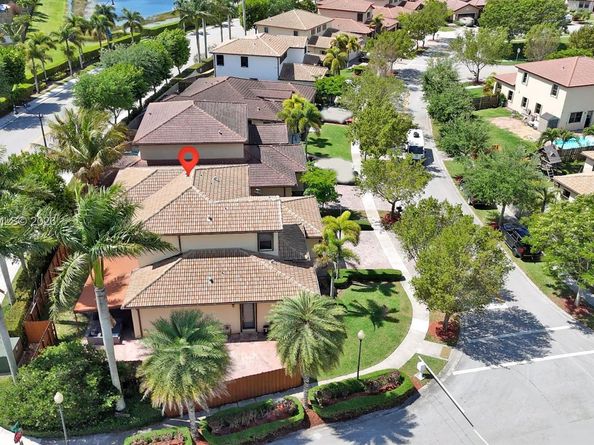 3698 SE 2nd Dr, Homestead FL 33033
