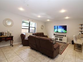 3698 SE 2nd Dr, Homestead FL 33033