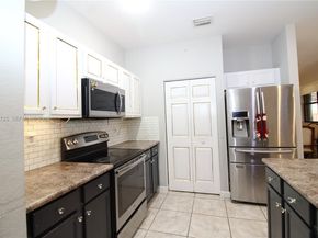 3698 SE 2nd Dr, Homestead FL 33033