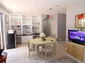 3698 SE 2nd Dr, Homestead FL 33033