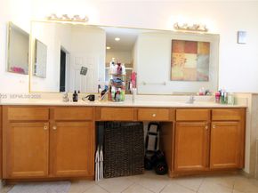 3698 SE 2nd Dr, Homestead FL 33033