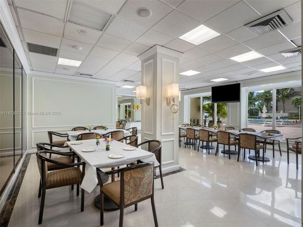 3180 S Ocean Dr 1101, Hallandale Beach FL 33009