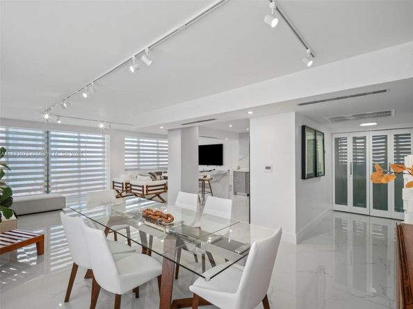 3180 S Ocean Dr 1101, Hallandale Beach FL 33009
