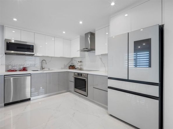 3180 S Ocean Dr 1101, Hallandale Beach FL 33009