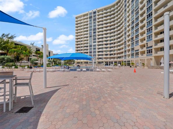 3180 S Ocean Dr 1101, Hallandale Beach FL 33009