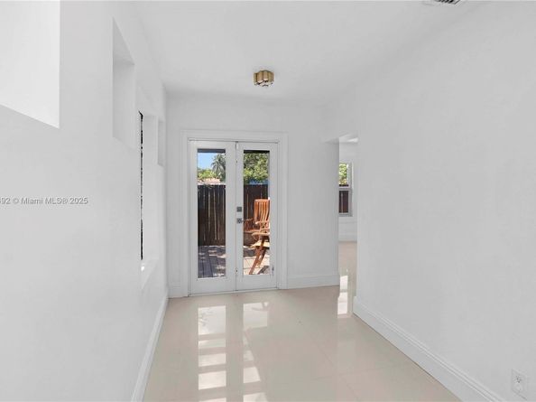 1125 SW 15th Ter, Fort Lauderdale FL 33312