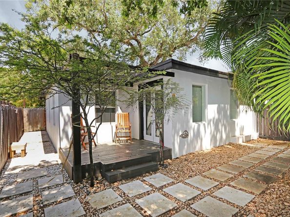 1125 SW 15th Ter, Fort Lauderdale FL 33312