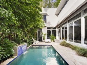 3655 Avocado Ave, Coconut Grove FL 33133