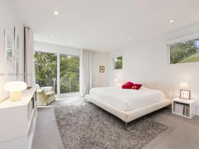 3655 Avocado Ave, Coconut Grove FL 33133