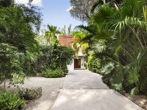 3655 Avocado Ave, Coconut Grove FL 33133