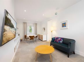 3655 Avocado Ave, Coconut Grove FL 33133