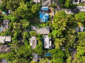 3655 Avocado Ave, Coconut Grove FL 33133