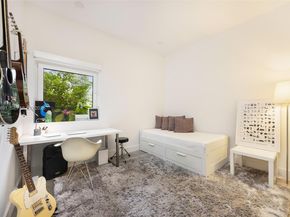 3655 Avocado Ave, Coconut Grove FL 33133