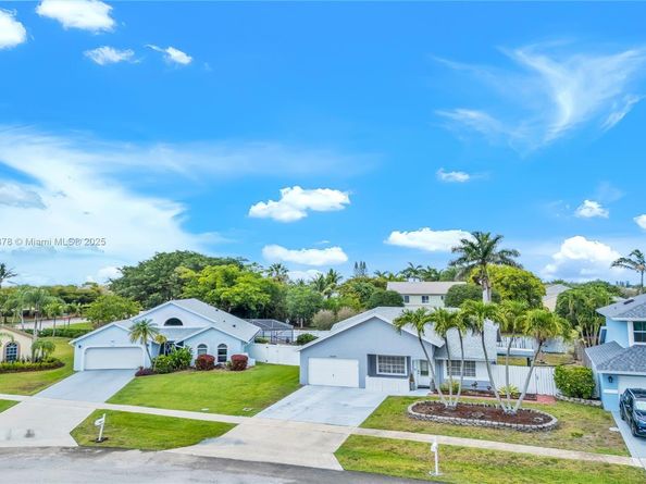 22430 Sea Bass Dr, Boca Raton FL 33428