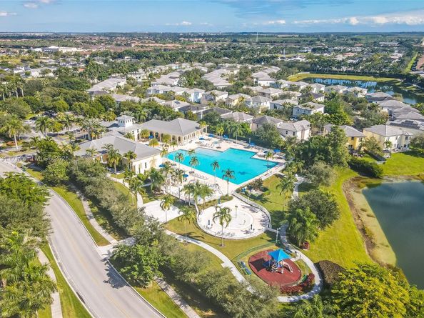 449 SE 32 Ter, Homestead FL 33033
