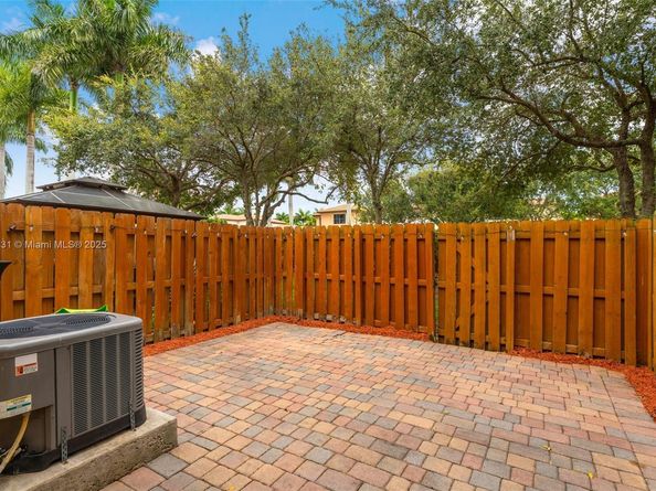 449 SE 32 Ter, Homestead FL 33033