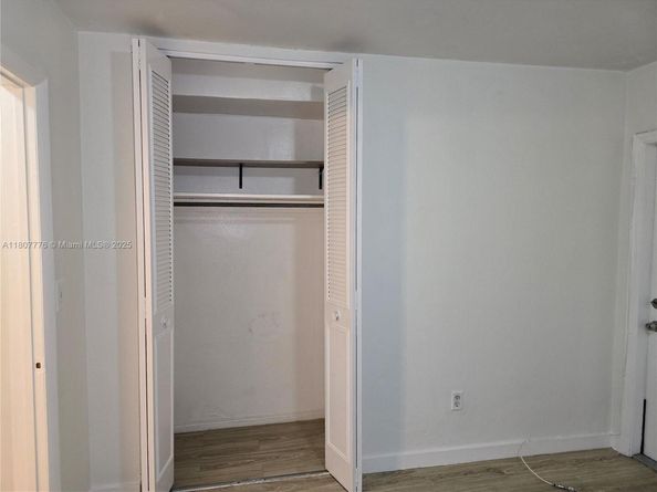 1140 71st St 3, Miami Beach FL 33141