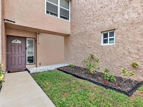 9410 Live Oak PL 110, Davie FL 33324