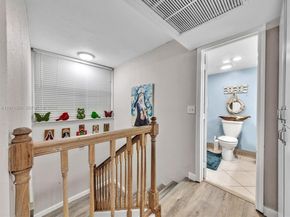 9410 Live Oak PL 110, Davie FL 33324