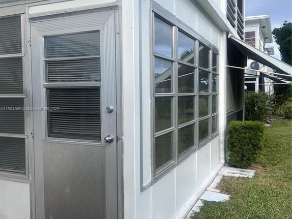 2501 W Golf Blvd 128, Pompano Beach FL 33064