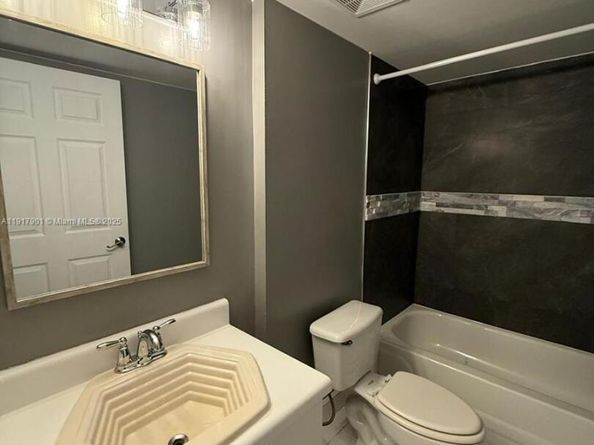 5550 NW 61st St 508, Coconut Creek FL 33073