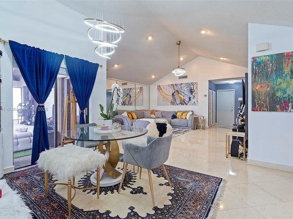 2330 Dover, Weston FL 33326