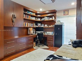 2330 Dover, Weston FL 33326