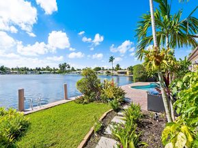 4231 NE 16th Ave, Oakland Park FL 33334