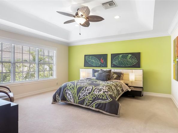1307 SW 23rd Ct, Fort Lauderdale FL 33315