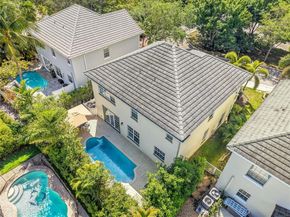 1307 SW 23rd Ct, Fort Lauderdale FL 33315