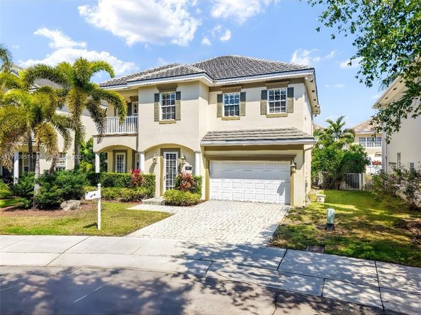 1307 SW 23rd Ct, Fort Lauderdale FL 33315