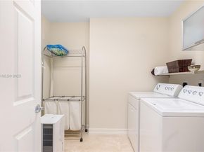 1307 SW 23rd Ct, Fort Lauderdale FL 33315