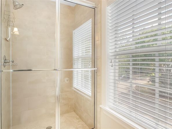 1307 SW 23rd Ct, Fort Lauderdale FL 33315