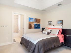 1307 SW 23rd Ct, Fort Lauderdale FL 33315